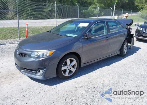 2014 Toyota Camry Se z USA, uszkodzony, nr VIN 4T1BF1FK7EU301253